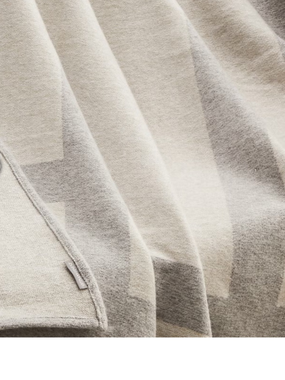 Artisans Finest Woven Throw